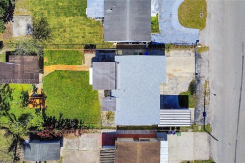 Купить виллу или дом в Форт-Лодердейл, Флорида 3 спальни, 99.22м2, № 2007616 - фото 8