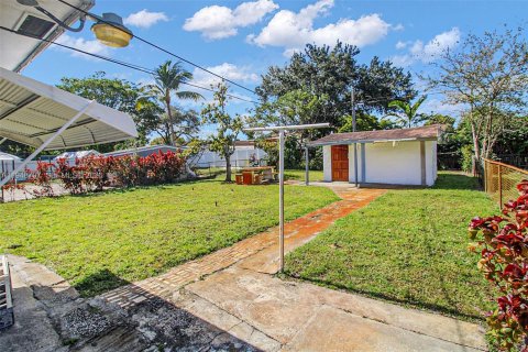 Купить виллу или дом в Форт-Лодердейл, Флорида 3 спальни, 99.22м2, № 2007616 - фото 19