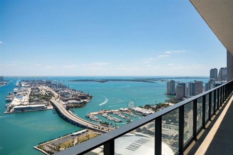 Condominio en venta en Miami, Florida, 5 dormitorios, 967.21 m2 № 2016816 - foto 7