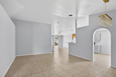 Casa en venta en Haines City, Florida, 3 dormitorios, 138.33 m2 № 2197935 - foto 3