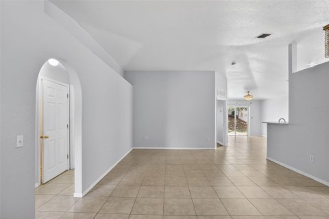 Casa en venta en Haines City, Florida, 3 dormitorios, 138.33 m2 № 2197935 - foto 4