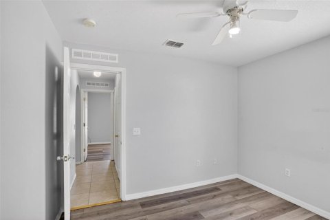 Casa en venta en Haines City, Florida, 3 dormitorios, 138.33 m2 № 2197935 - foto 19