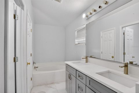 Casa en venta en Haines City, Florida, 3 dormitorios, 138.33 m2 № 2197935 - foto 15