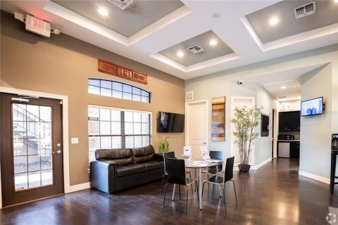 Appartement à louer à Orlando, Floride: 21 chambre, 12511.24 m2 № 2410385 - photo 16