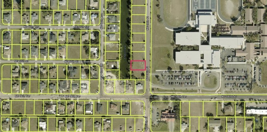 Land in Cape Coral, Florida № 2160928