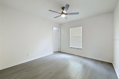 House in Ocala, Florida 3 bedrooms, 130.43 sq.m. № 2201774 - photo 25
