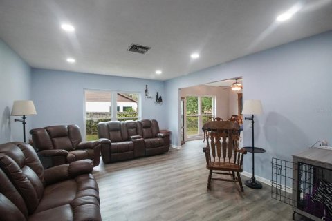 House in Valrico, Florida 3 bedrooms, 172.61 sq.m. № 1519984 - photo 23