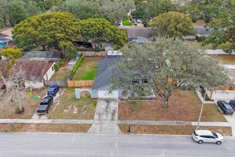 House in Valrico, Florida 3 bedrooms, 172.61 sq.m. № 1519984 - photo 13