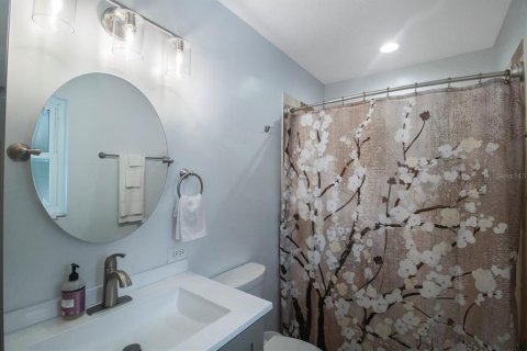 House in Valrico, Florida 3 bedrooms, 172.61 sq.m. № 1519984 - photo 30