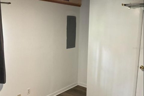 Casa en venta en Dade City, Florida, 2 dormitorios, 70.61 m2 № 1856391 - foto 5