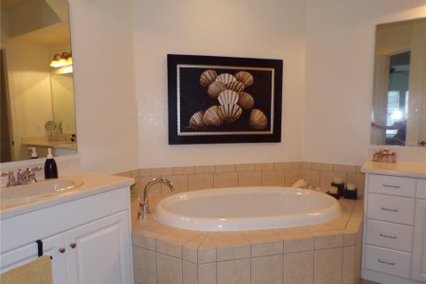 Condominio en alquiler en Punta Gorda, Florida, 2 dormitorios, 137.96 m2 № 2113316 - foto 17