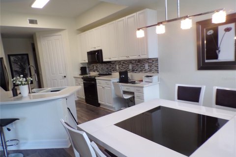 Condominio en alquiler en Punta Gorda, Florida, 2 dormitorios, 137.96 m2 № 2113316 - foto 4