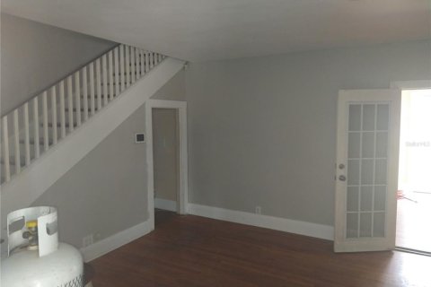 Commercial property in Tampa, Florida 136.01 sq.m. № 214494 - photo 22