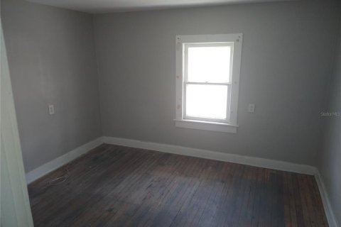 Commercial property in Tampa, Florida 136.01 sq.m. № 214494 - photo 18
