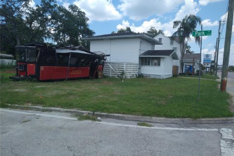 Commercial property in Tampa, Florida 136.01 sq.m. № 214494 - photo 25