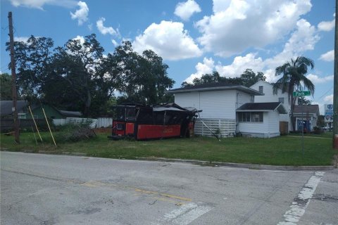 Commercial property in Tampa, Florida 136.01 sq.m. № 214494 - photo 26