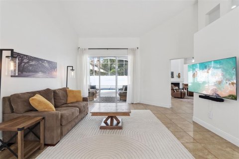 Casa en venta en Oviedo, Florida, 3 dormitorios, 181.35 m2 № 2195816 - foto 9