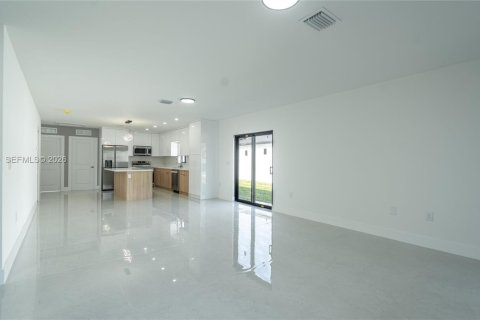 Купить виллу или дом в Майами, Флорида 4 спальни, 138.89м2, № 2005671 - фото 12