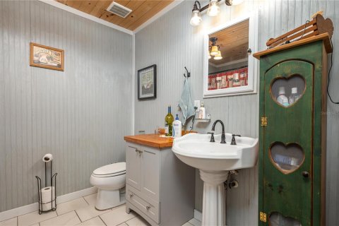 House in Winter Haven, Florida 3 bedrooms, 251.02 sq.m. № 2166883 - photo 23