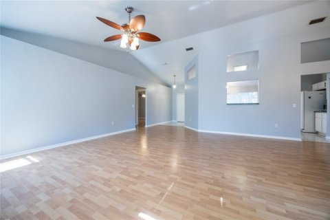 House in Gainesville, Florida 3 bedrooms, 155.89 sq.m. № 1769775 - photo 6