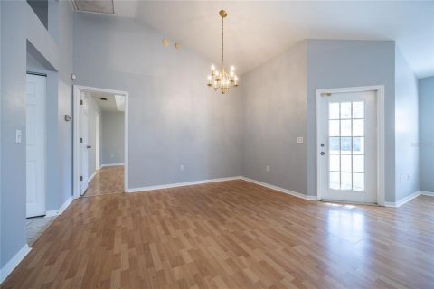 House in Gainesville, Florida 3 bedrooms, 155.89 sq.m. № 1769775 - photo 5