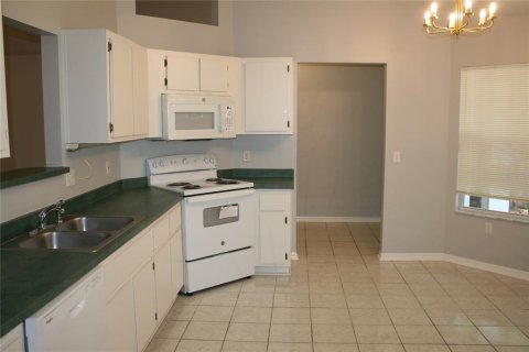 House in Gainesville, Florida 3 bedrooms, 155.89 sq.m. № 1769775 - photo 13