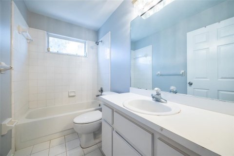 House in Gainesville, Florida 3 bedrooms, 155.89 sq.m. № 1769775 - photo 29