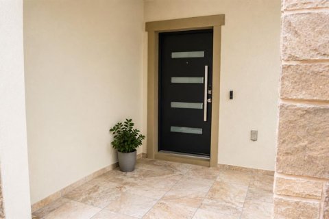 Casa en venta en Kissimmee, Florida, 4 dormitorios, 248.61 m2 № 2277409 - foto 3