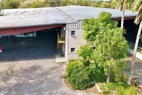 Propiedad comercial en venta en Wimauma, Florida № 1910184 - foto 23