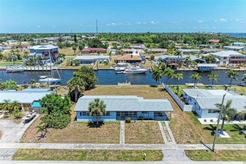 Casa en venta en Port Charlotte, Florida, 3 dormitorios, 131.18 m2 № 1571786 - foto 18