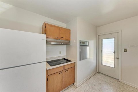 Casa en venta en Port Charlotte, Florida, 3 dormitorios, 131.18 m2 № 1571786 - foto 8