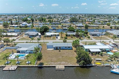 Casa en venta en Port Charlotte, Florida, 3 dormitorios, 131.18 m2 № 1571786 - foto 30