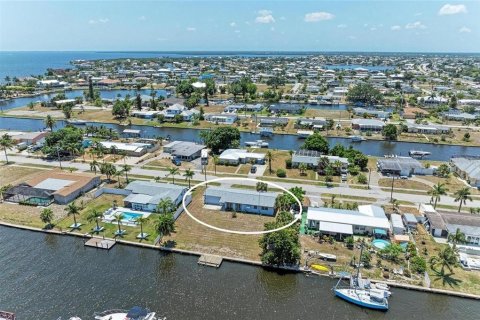 Casa en venta en Port Charlotte, Florida, 3 dormitorios, 131.18 m2 № 1571786 - foto 19