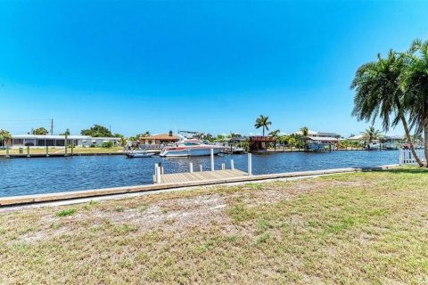 Casa en venta en Port Charlotte, Florida, 3 dormitorios, 131.18 m2 № 1571786 - foto 26