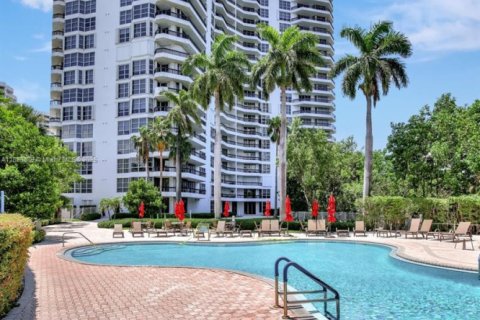 Condominio en venta en Aventura, Florida, 2 dormitorios, 109.72 m2 № 1809168 - foto 1