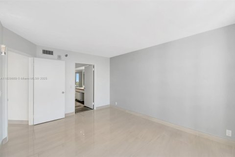 Condominio en venta en Aventura, Florida, 2 dormitorios, 109.72 m2 № 1809168 - foto 21