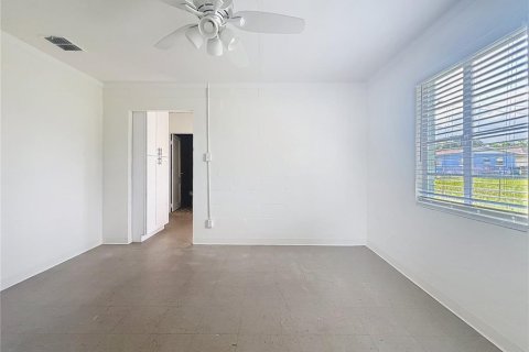 Apartamento en alquiler en Lake Wales, Florida, 1 dormitorio, 93.65 m2 № 1751640 - foto 6