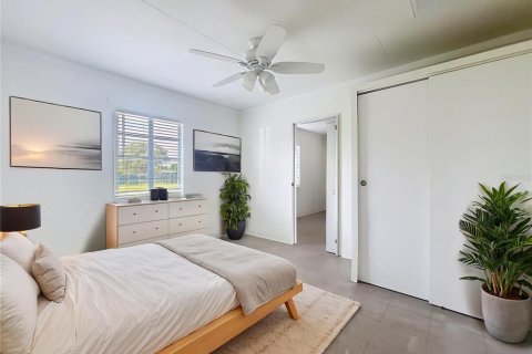 Apartamento en alquiler en Lake Wales, Florida, 1 dormitorio, 93.65 m2 № 1751640 - foto 3