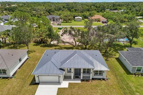 Casa en venta en North Port, Florida, 3 dormitorios, 153.47 m2 № 1909028 - foto 5