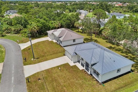 Casa en venta en North Port, Florida, 3 dormitorios, 153.47 m2 № 1909028 - foto 8