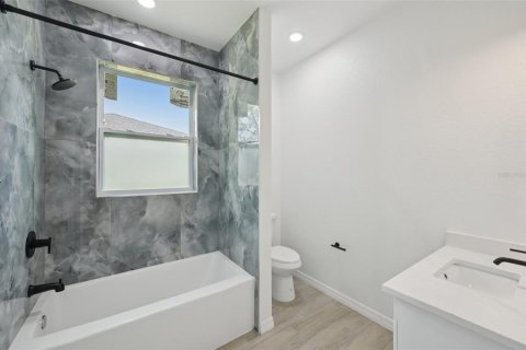 Casa en venta en North Port, Florida, 3 dormitorios, 153.47 m2 № 1909028 - foto 30