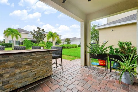 Villa ou maison à vendre à Apollo Beach, Floride: 4 chambres, 196.49 m2 № 2408535 - photo 2