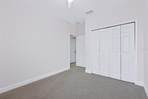 Villa ou maison à vendre à Apollo Beach, Floride: 4 chambres, 196.49 m2 № 2408535 - photo 7