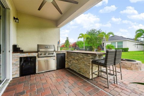 Villa ou maison à vendre à Apollo Beach, Floride: 4 chambres, 196.49 m2 № 2408535 - photo 3