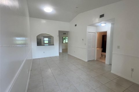 Снять в аренду кондоминиум в Хомстед, Флорида 2 спальни, 84.54м2, № 1950802 - фото 8