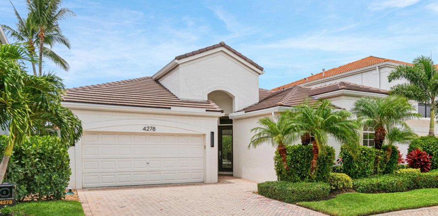 Villa ou maison à Boca Raton, Floride 3 chambres, 149.29 m2 № 2251525