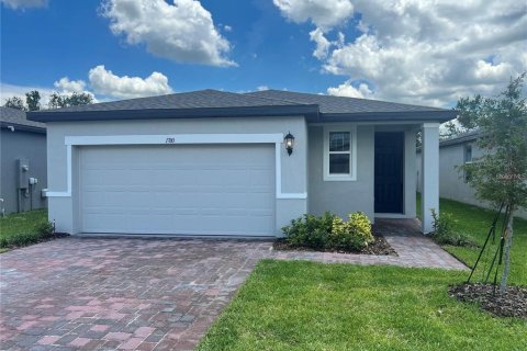 Casa en alquiler en Winter Haven, Florida, 3 dormitorios, 136.01 m2 № 1882690 - foto 1