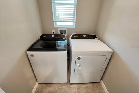 Casa en alquiler en Winter Haven, Florida, 3 dormitorios, 136.01 m2 № 1882690 - foto 22