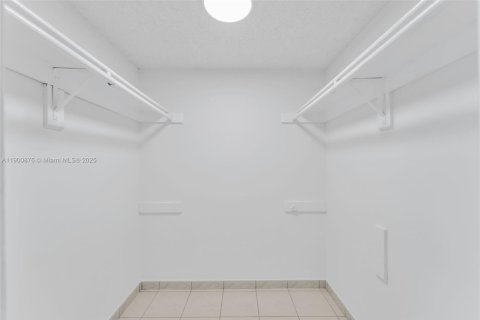 Condominio en venta en Miami, Florida, 2 dormitorios, 89.65 m2 № 1952201 - foto 4