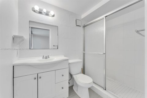 Condominio en venta en Miami, Florida, 2 dormitorios, 89.65 m2 № 1952201 - foto 8